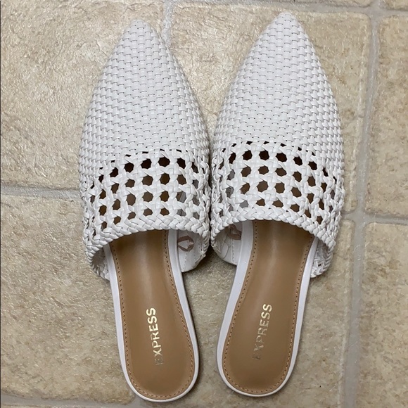 woven pointed mules
